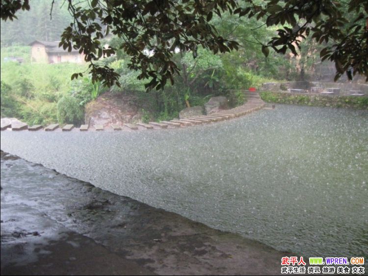 龙岩江山人口_龙岩江山石佛公图片